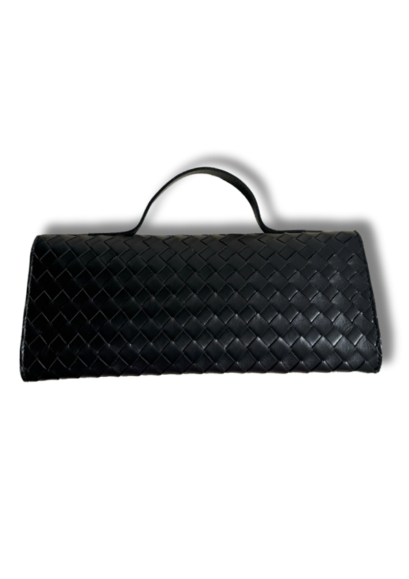 Giu leather clutch in Black